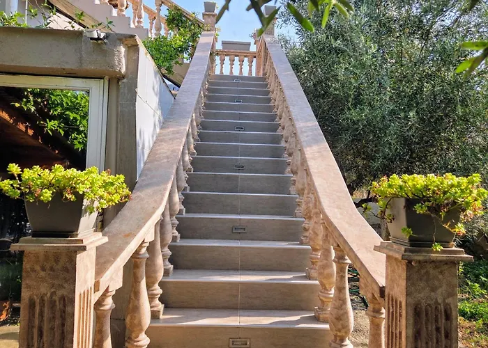Villa Attic Paradise Flogita